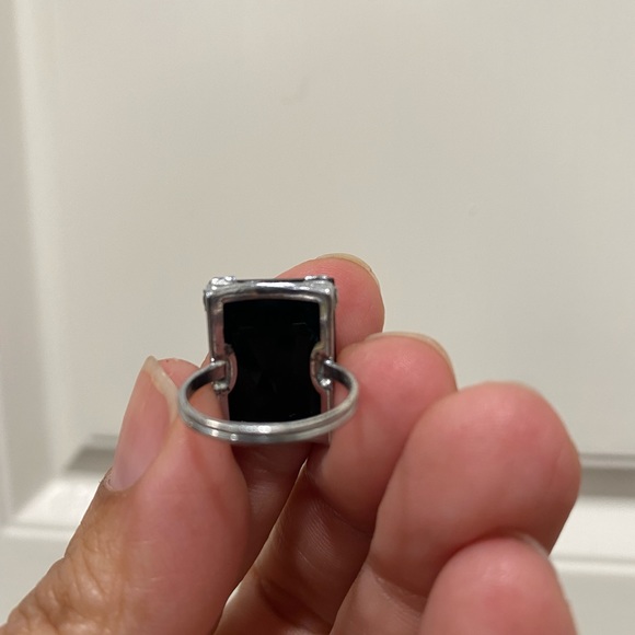 This precious 2.5g Sterling Silver ring, sold to me as onyx is marked, size 2.75 - Picture 11 of 16